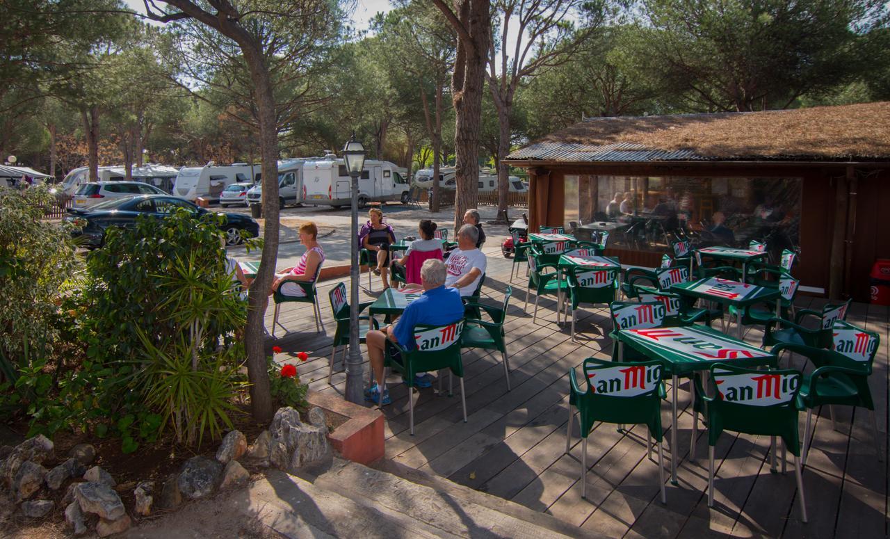 Complejo Turistico & Camping Cabopino Марбелья Экстерьер фото